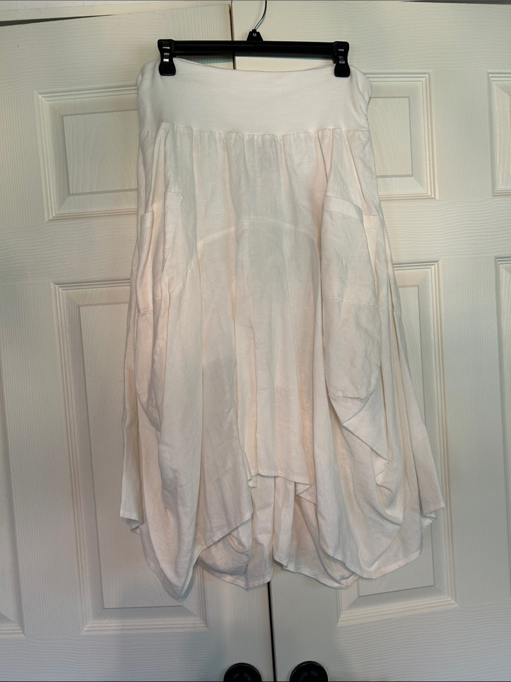 Chelsea & Theodore White High-Low Flowing Skirt